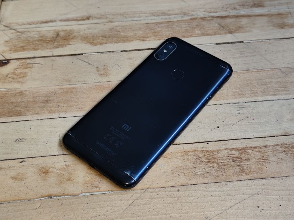 Xiaomi Mi A2 Lite 4/64 Смартфон Телефон
