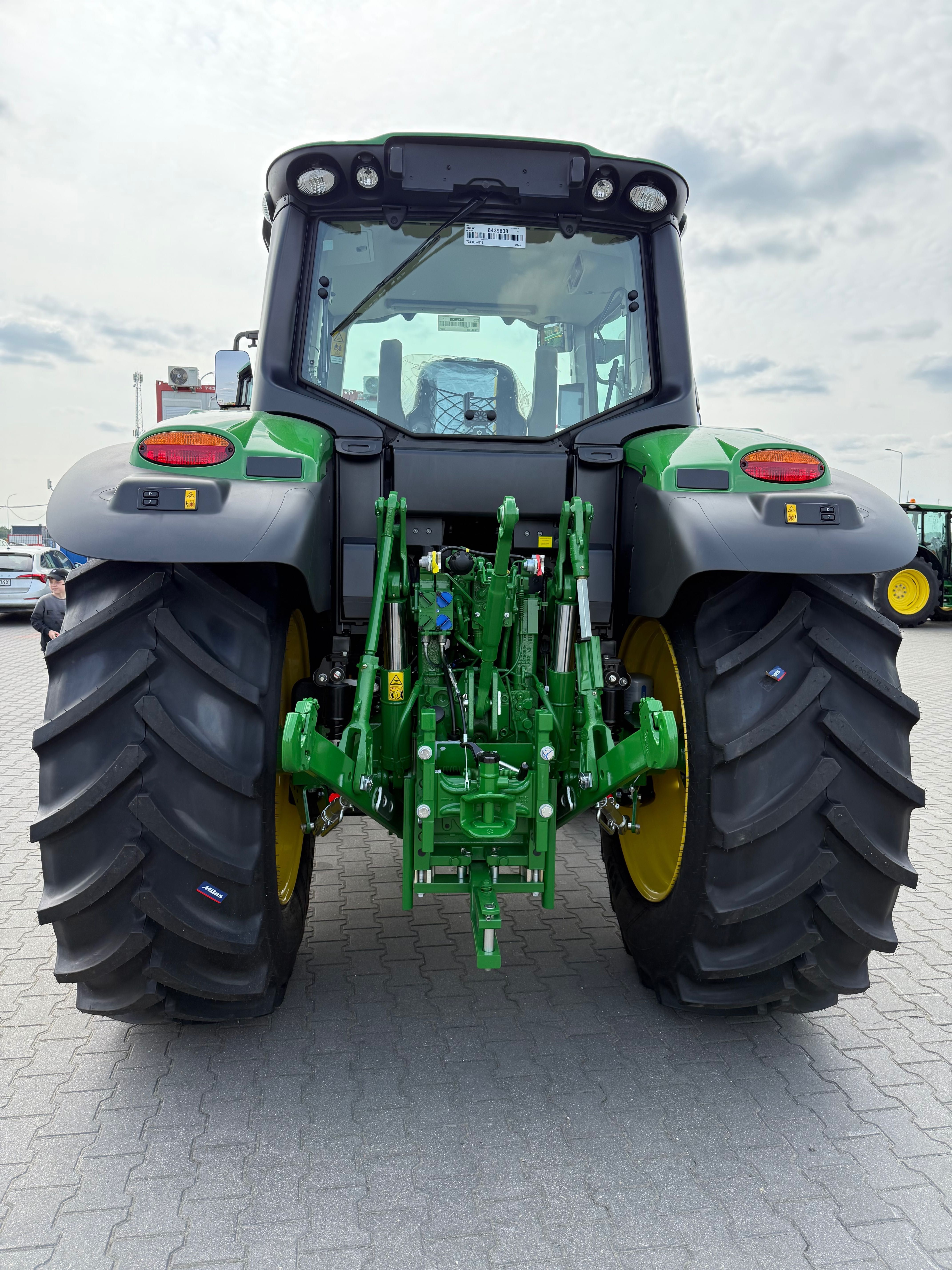 Wynajem*wypożyczenie NOWEGO ciągnika JOHN DEERE 6M 125 !