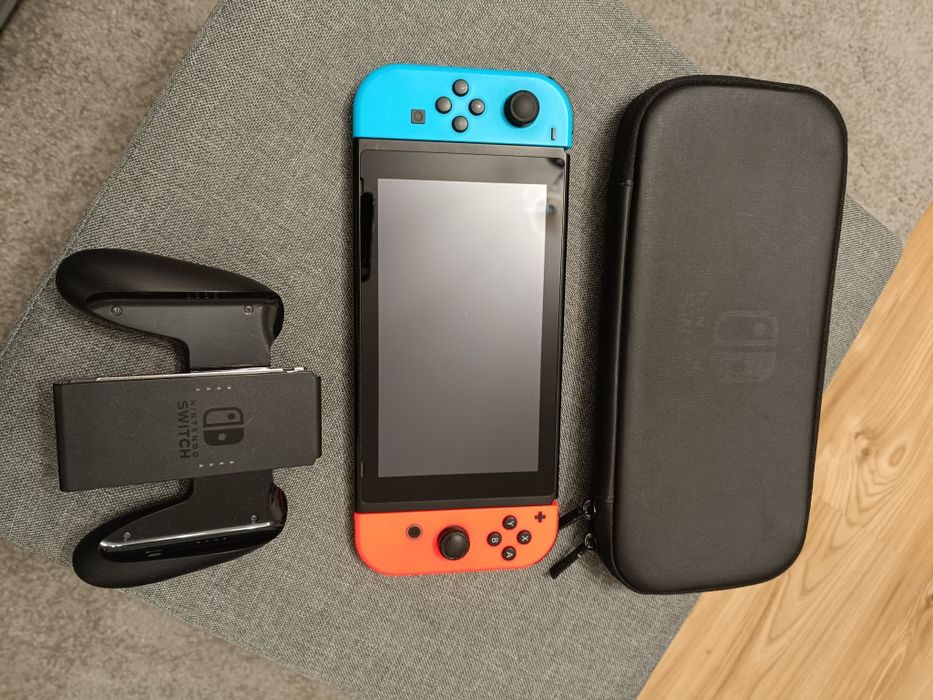 Konsola Nintendo Switch Ładny Stan !!!