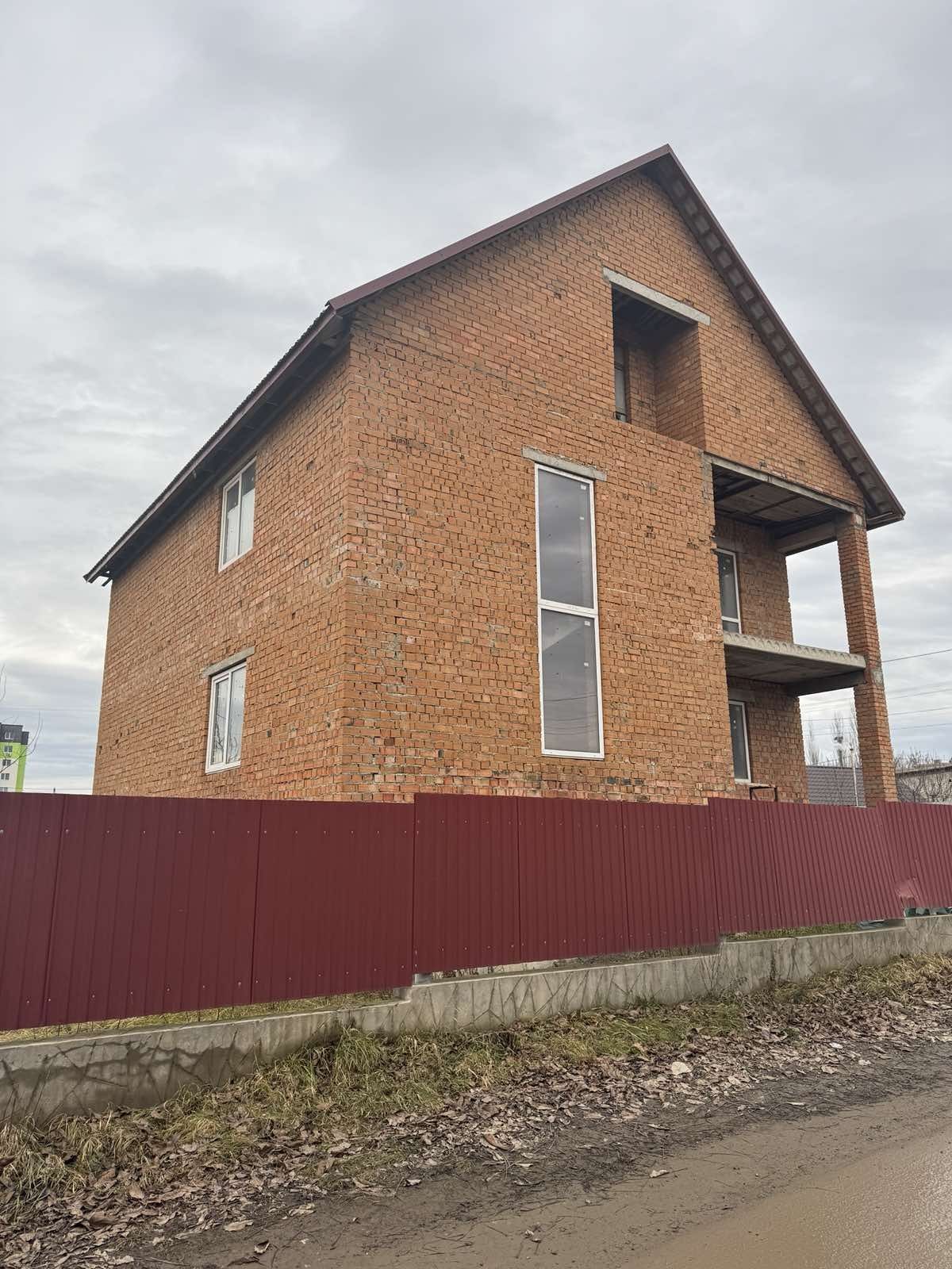 Продається новозбудований будинок. "Нова будова 2"