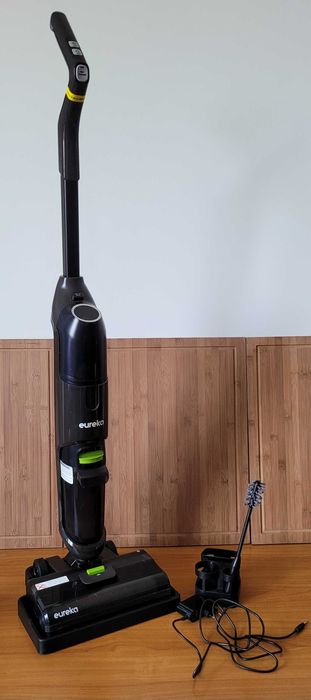 EUREKA NEW400 - odkurzacz pionowy na mokro i sucho
