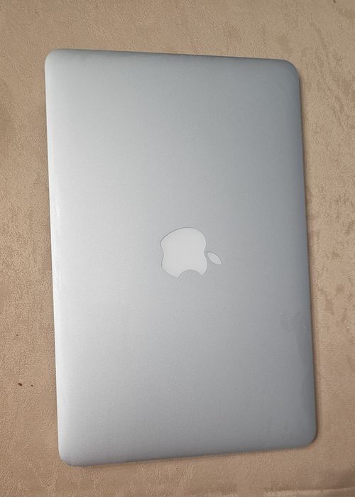 Computador portátil Apple Mac Air com bolsa