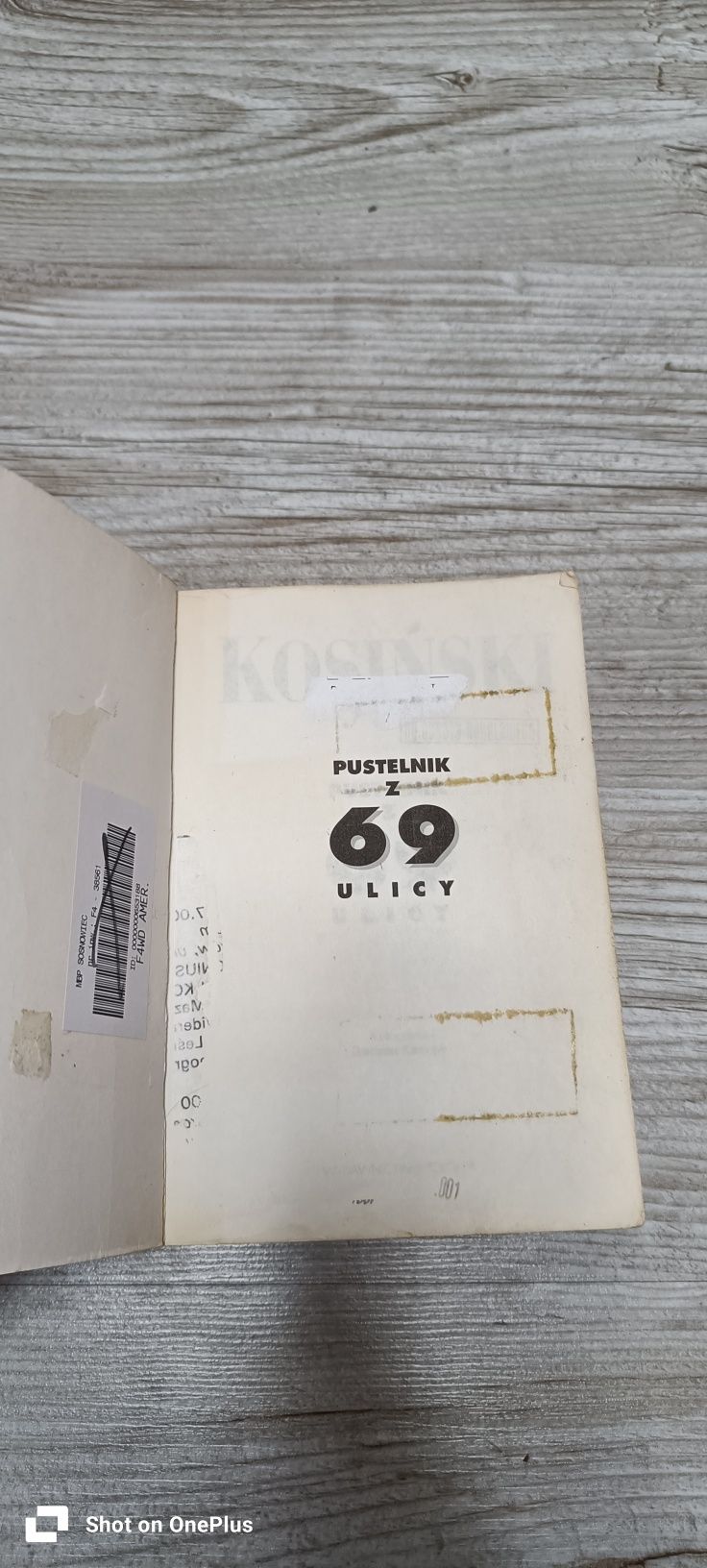 195. Książka pustelnik z 69