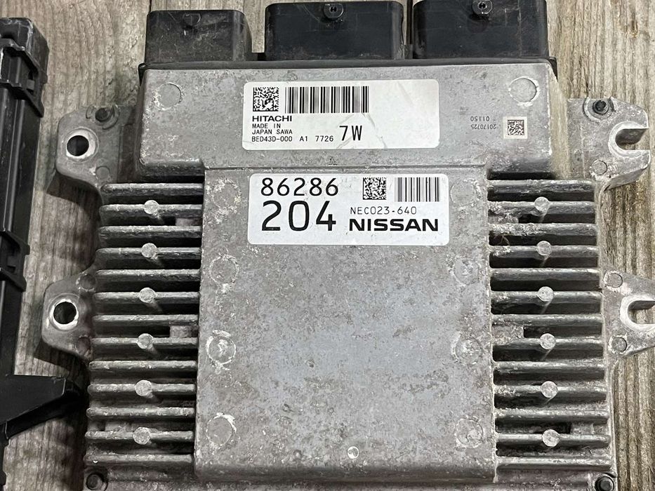 Эбу Nissan Rogue Sport  SL 2.0  блок управления + Блок комфорта