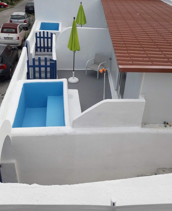 Pequeno estúdio T0 c/ terraço privado. 2 pessoas Máximo.