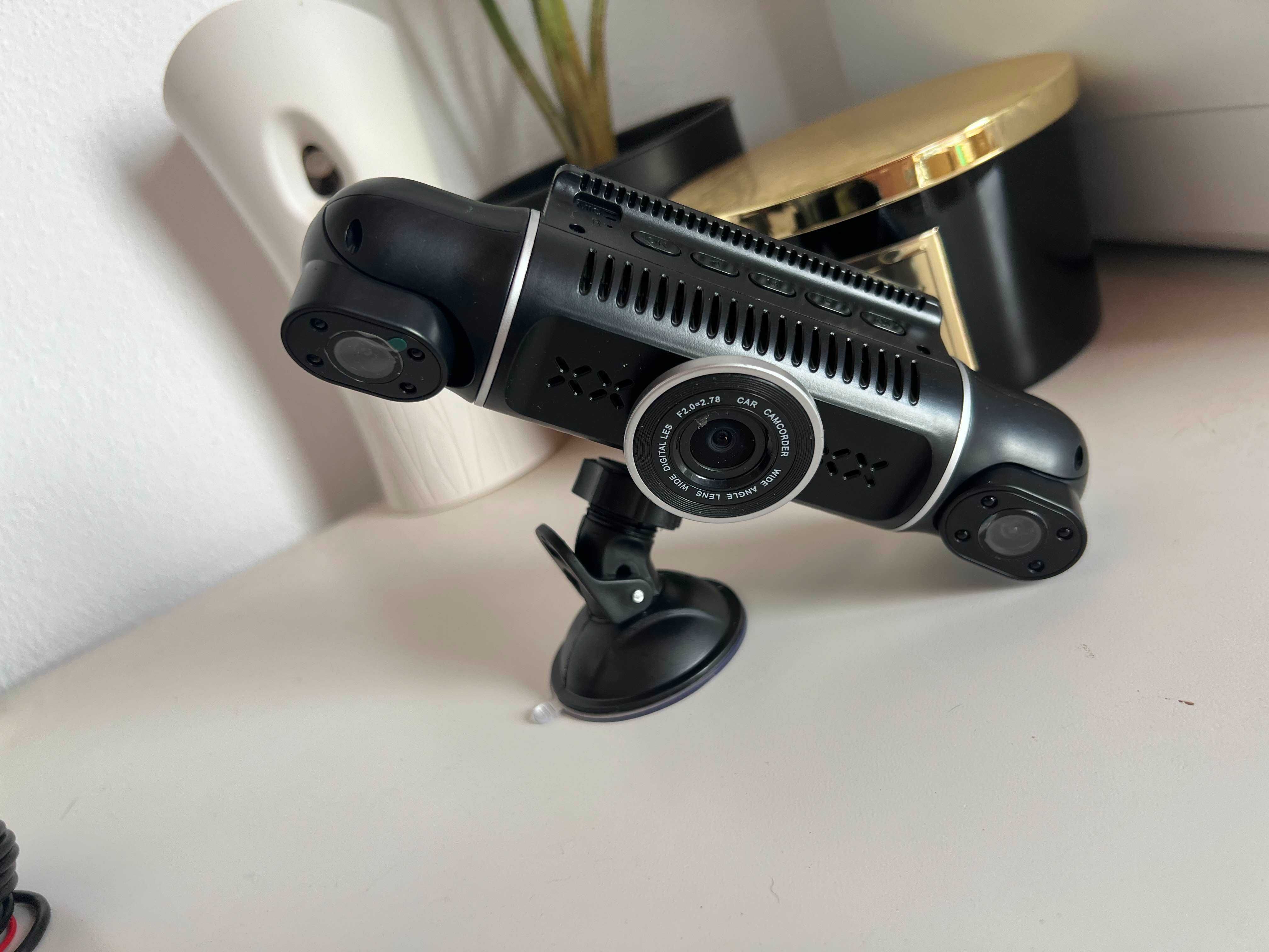 Dash cam 360° com 4 câmeras
