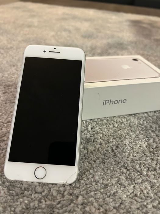 Vendo iPhone 7 32gb branco pérola