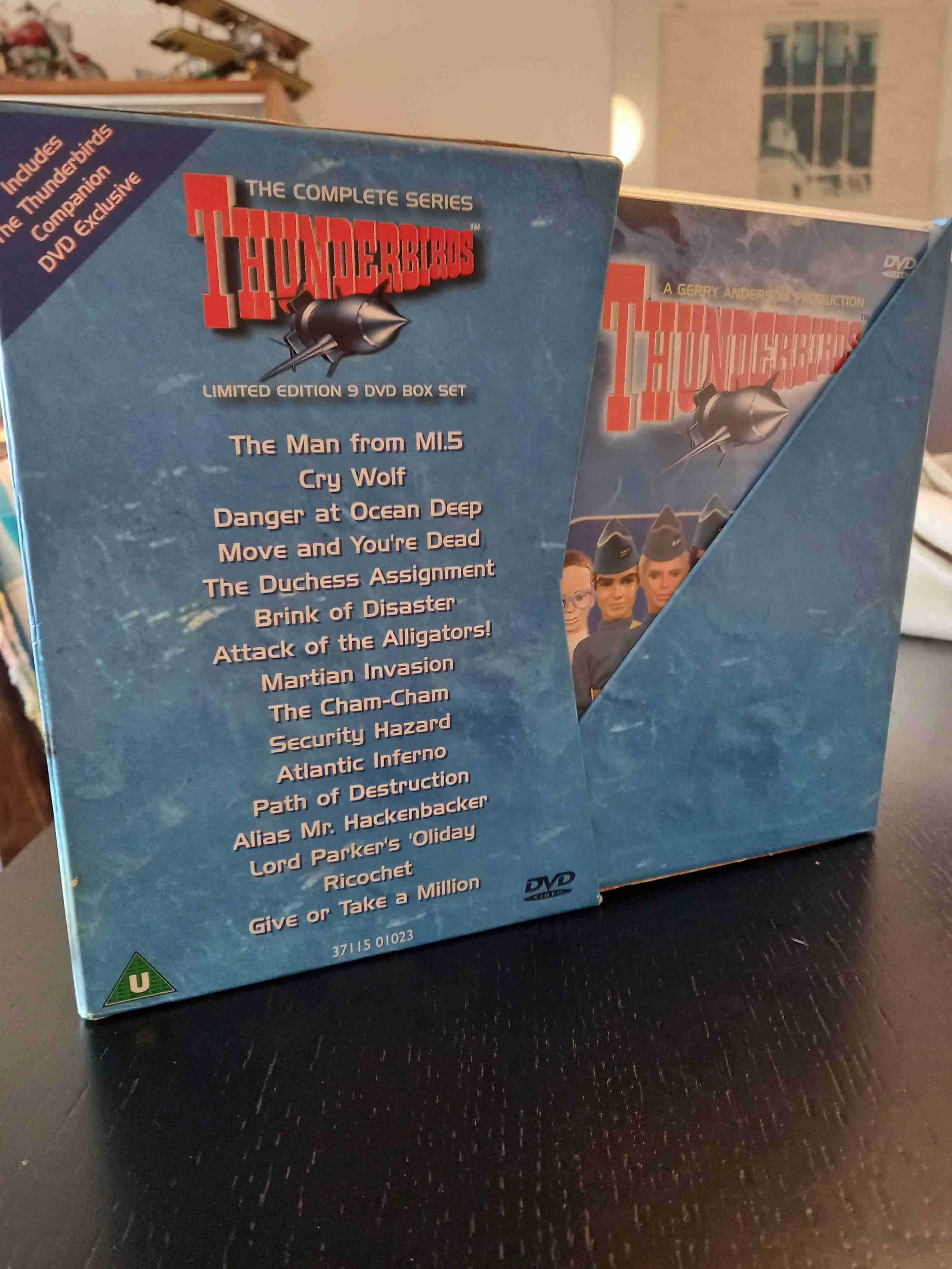 Thunderbirds - The Complete Series - Edição Rara - Boxed