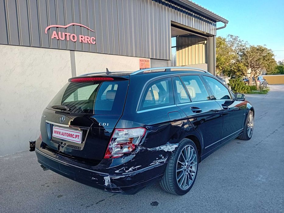Mercedes C220 cdi Avantgarde (peq. sinistro) RESERVADO