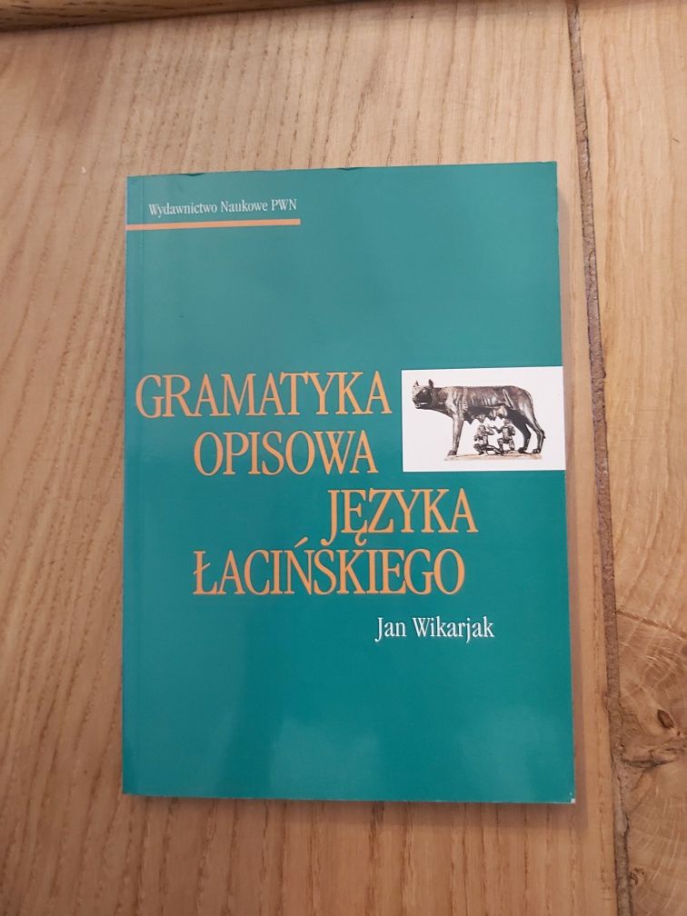Gramatyka opisowa języka łacińskiego Jan Wikarjak
