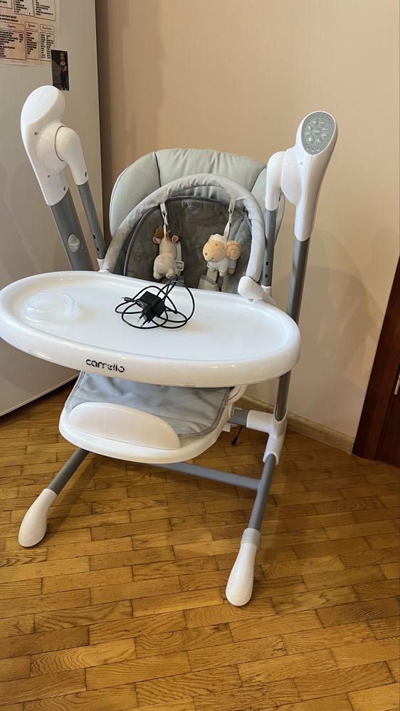 Стільчик для годування, заколисуючий центр Carrello Cascata 3 в 1
