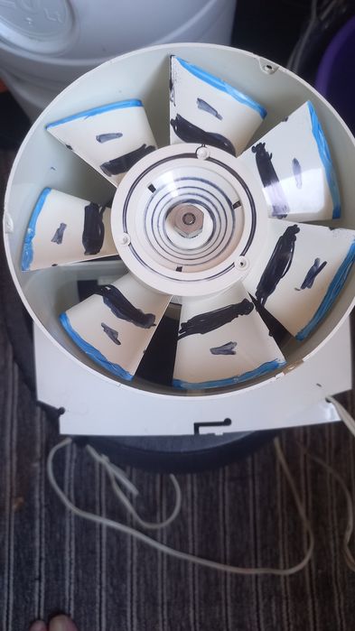 Вытяжка  вентилятор