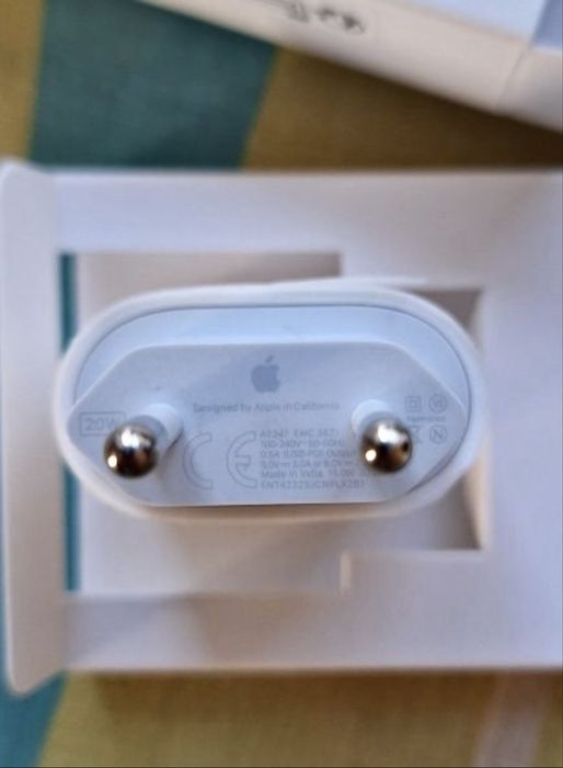 Новый оригинпльный блок адаптер для зарядки Apple iphone typeC USB