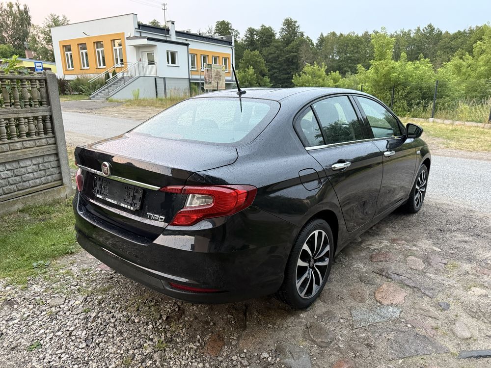 Fiat Tipo 1.3 JTD Sedan Navi climatronic Pdc 2016r