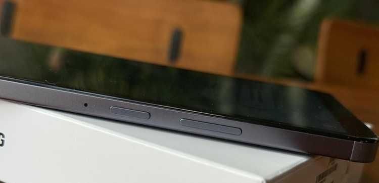 Планшет телефон навігатор Samsung Galaxy Tab Red 8 Дюймів 128GB