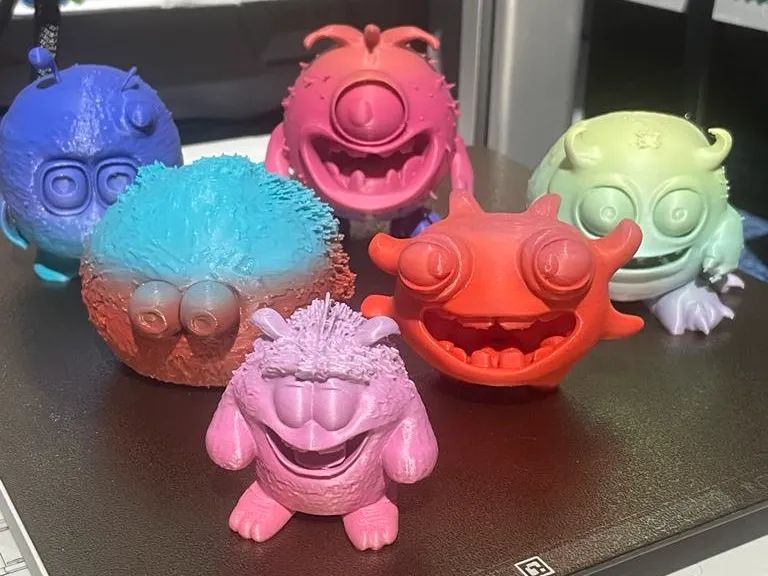 Criaturas Espaciais "Blob" Olhos Grandes - Série 2