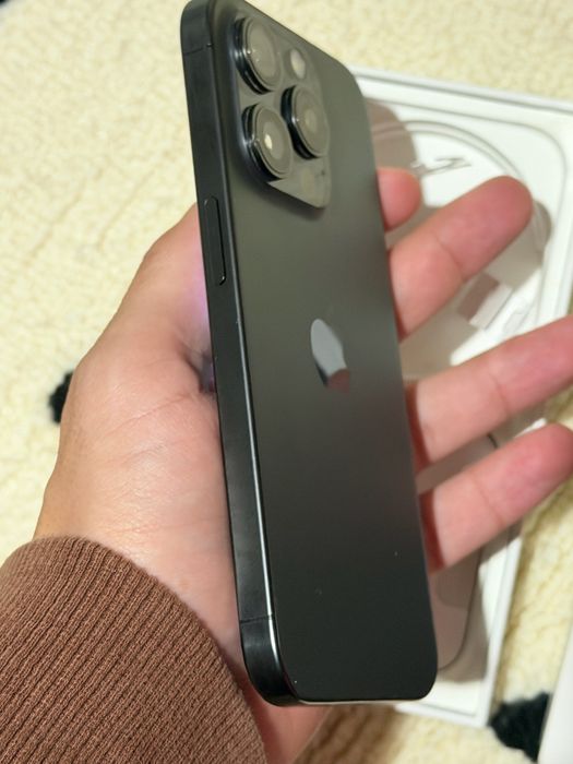 Iphone 15 Pro 128GB - como novo