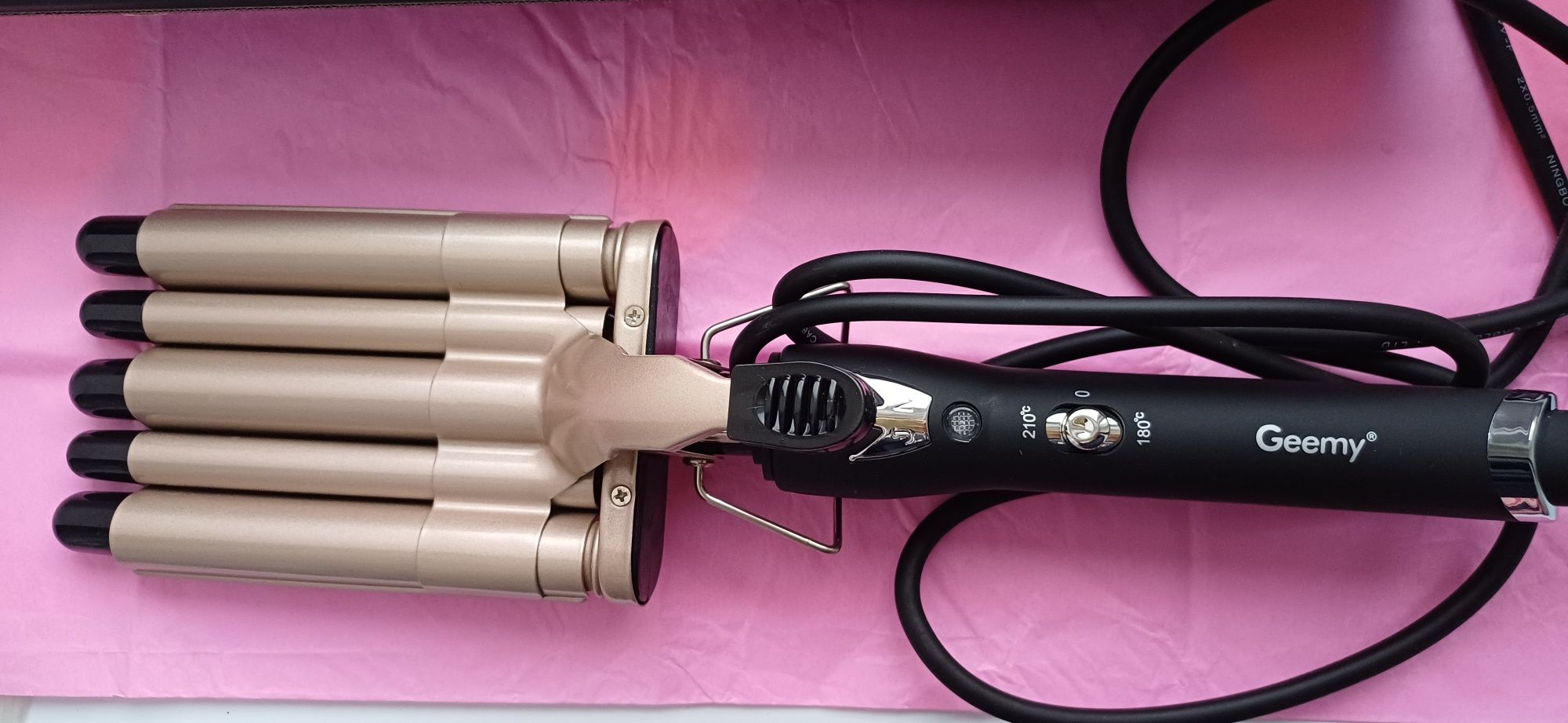 Продам плойку Geemy professional curling iron