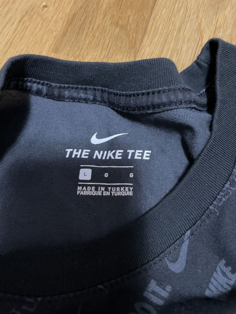 Koszulka męska firmy Nike L