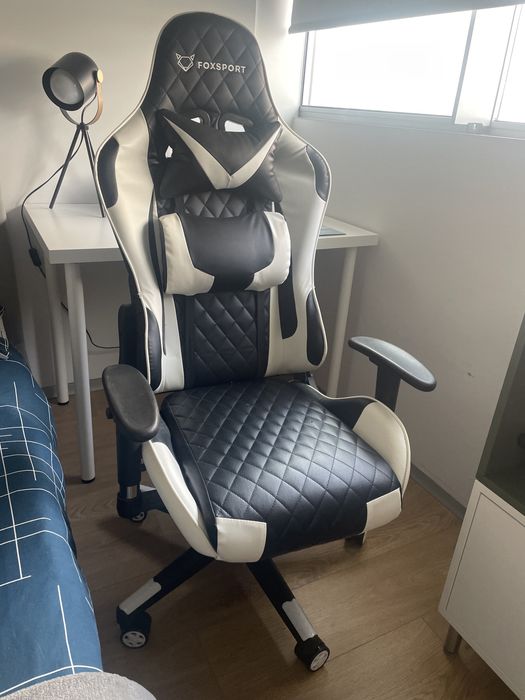 Cadeira gaming quarto rapaz