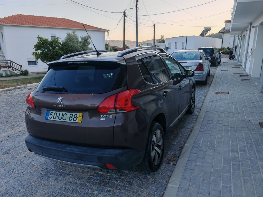 Peugeot 2008 1.6HDI 2-Tronic - Allure