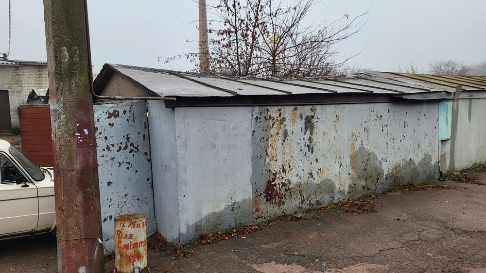 Продається гараж в кооперативі Маяк