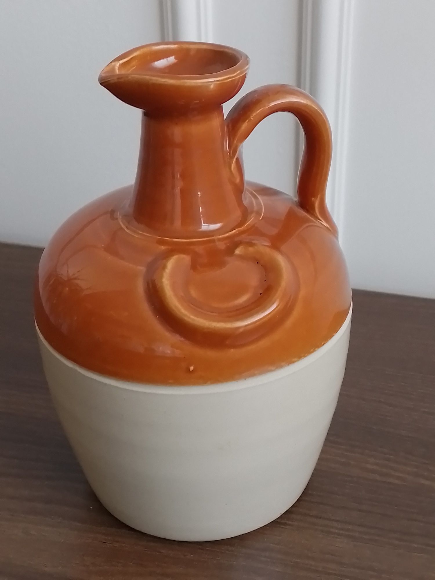 Antiguidade Garrafa cerâmica Whisky Monks antiga.