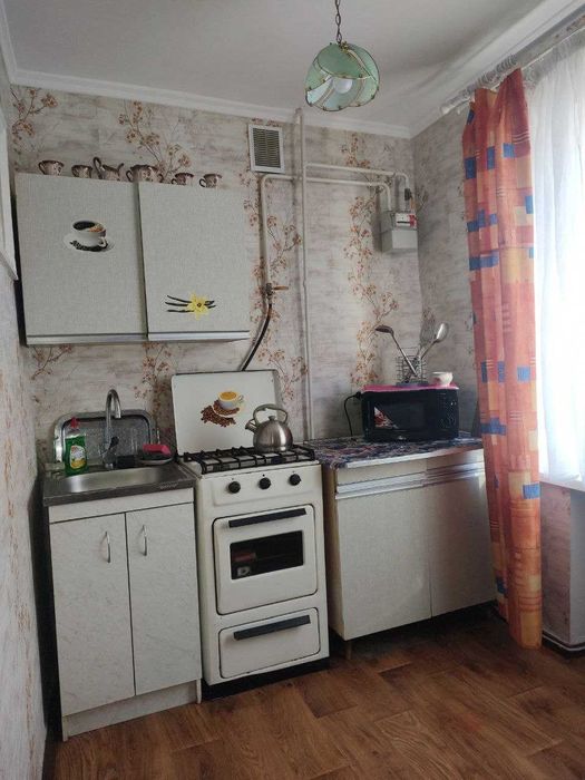 Центр посуточно 1-комн. 700грн/ 2(3)-комн. 800грн