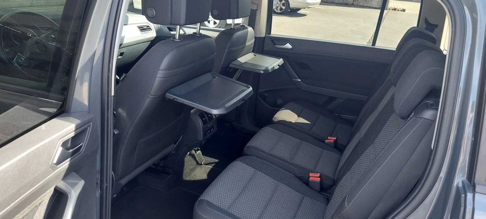VW Touran 2021 7 lugares