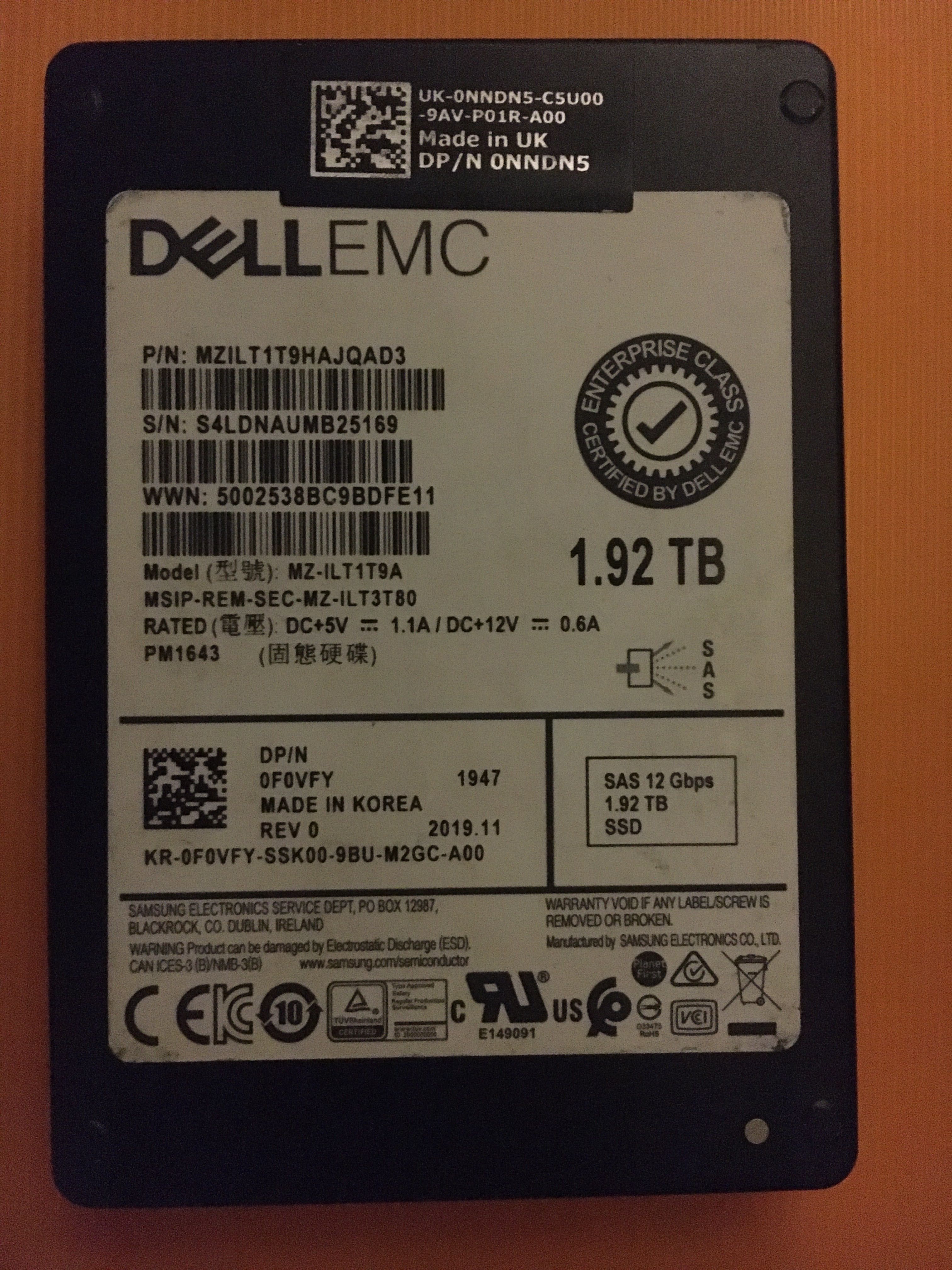 1.92TB 2.5in SFF SSD 12Gb/s SAS ISE RI Solid State Drive