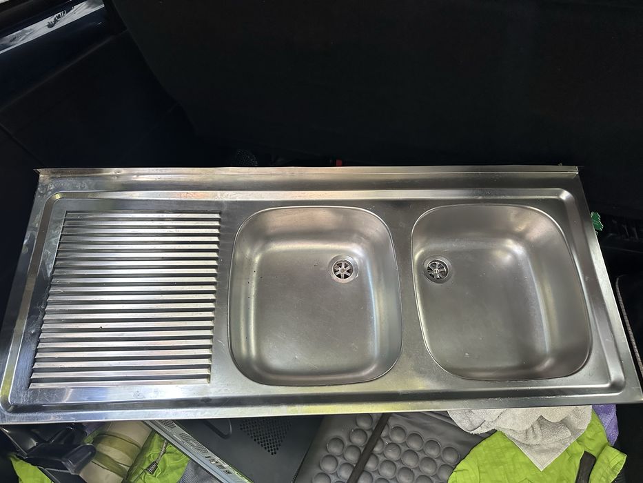 Zlewozmywak z ociekaczem