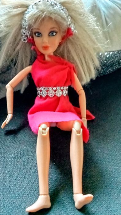 Lala dzidziuś kołysze się na boki i śpie wa polecam.