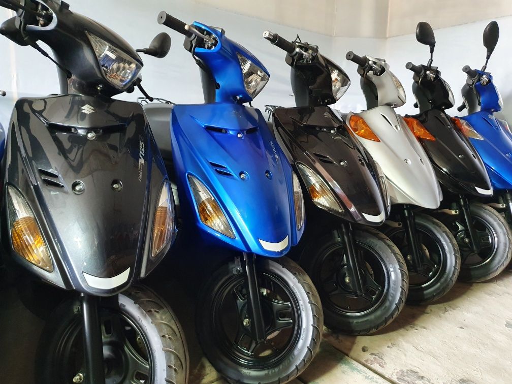 Скутер Honda Lead dio 110 с контейнера