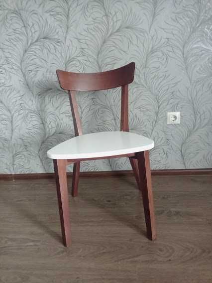 Стільці /Деревяне крісло/Два кухонних крісла для вітальні або кухні