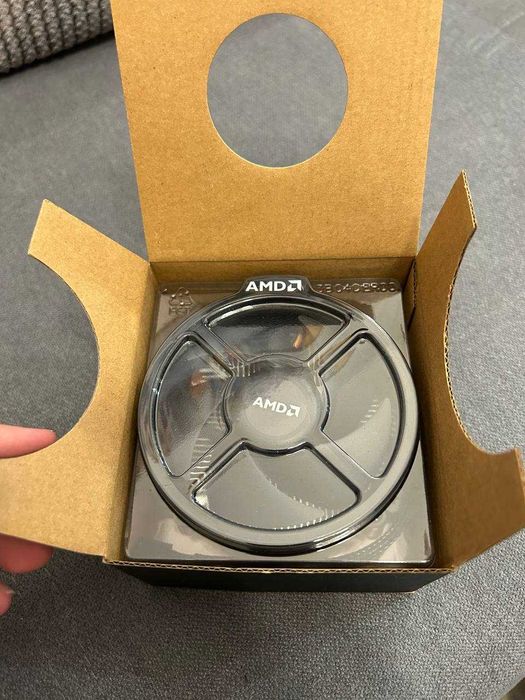 AMD Ryzen 5 1600X + Kompletny zestaw chłodzenia dla Ryzen 5600 X