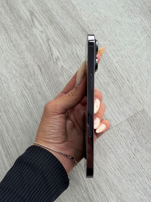 Vendo iPhone 14 Pro Max 256 GB (eSIM), cor Deep Purple