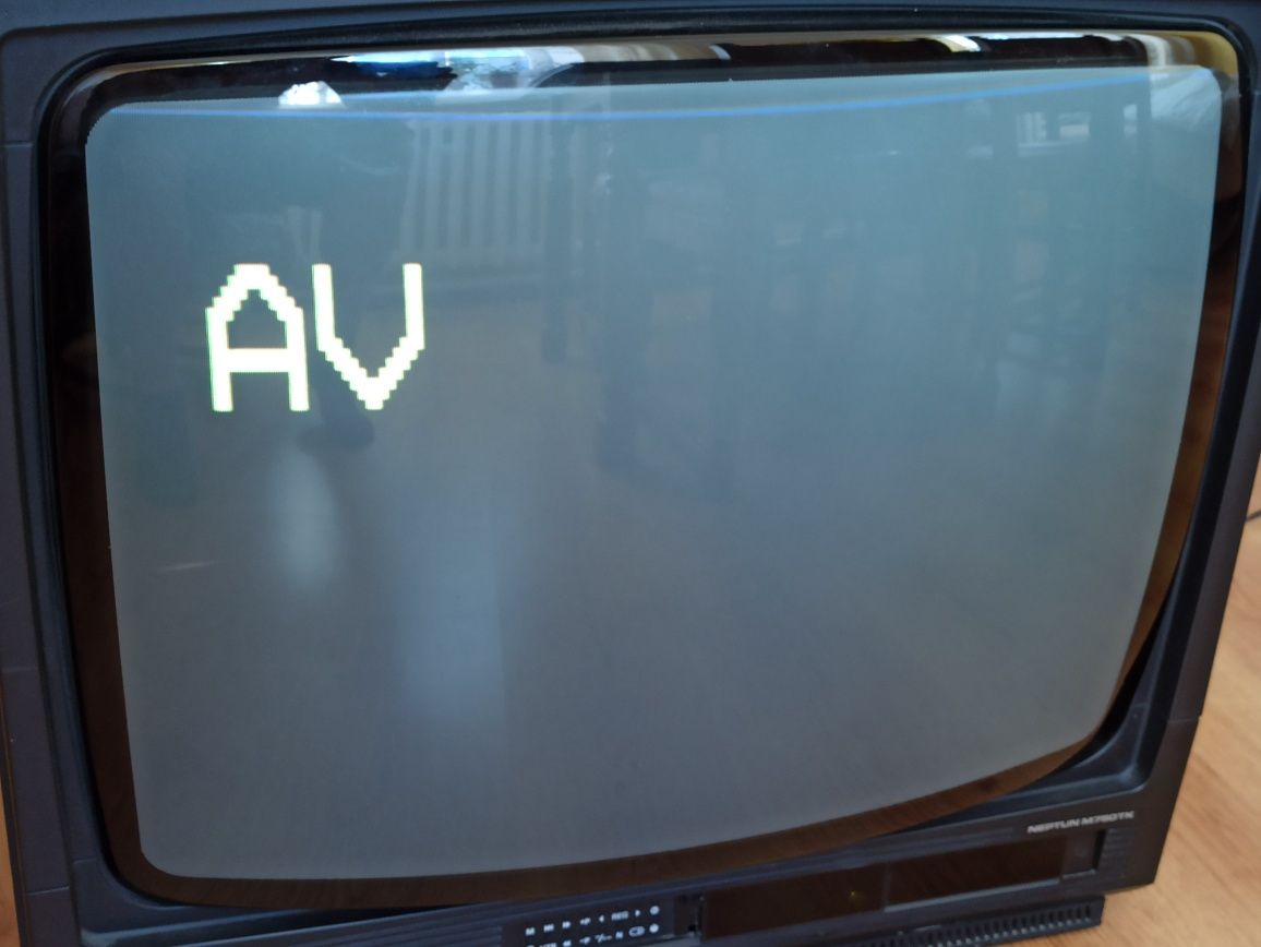 Telewizor Unimor Neptun M750TK sprawny z pilotem