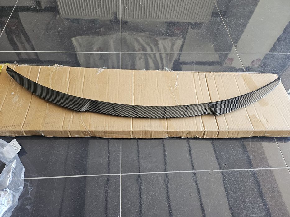 TESLA Y,3 Спойлер карбон тюнінг