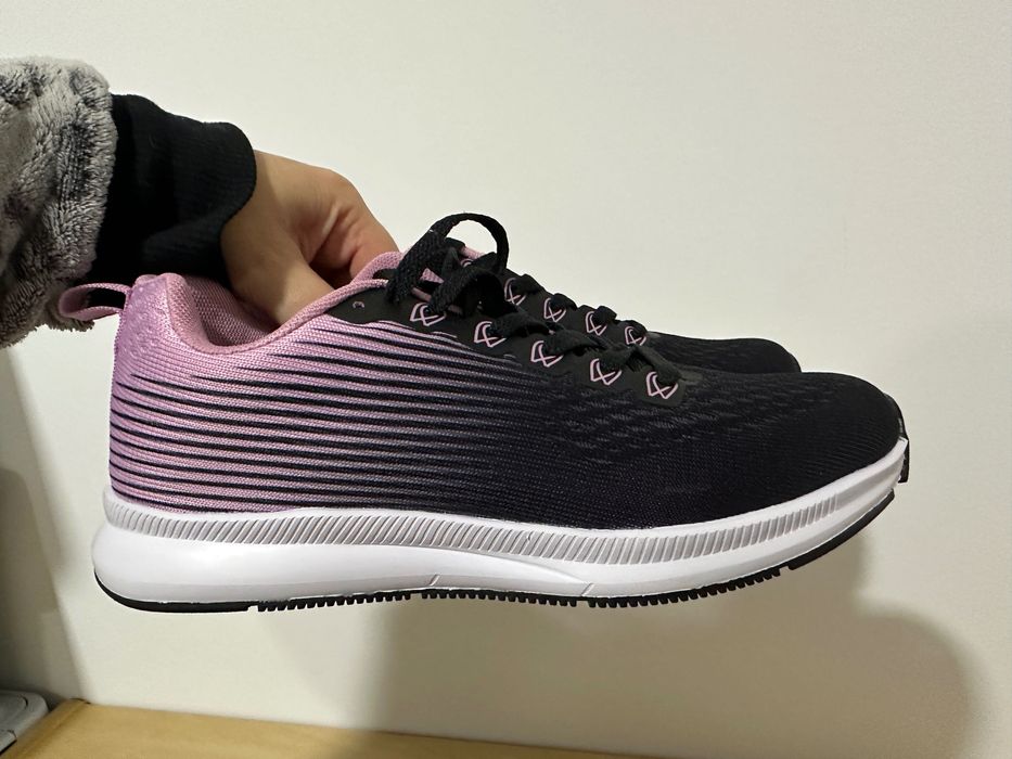 Sapatilhas Preto / Lilás Novas 39