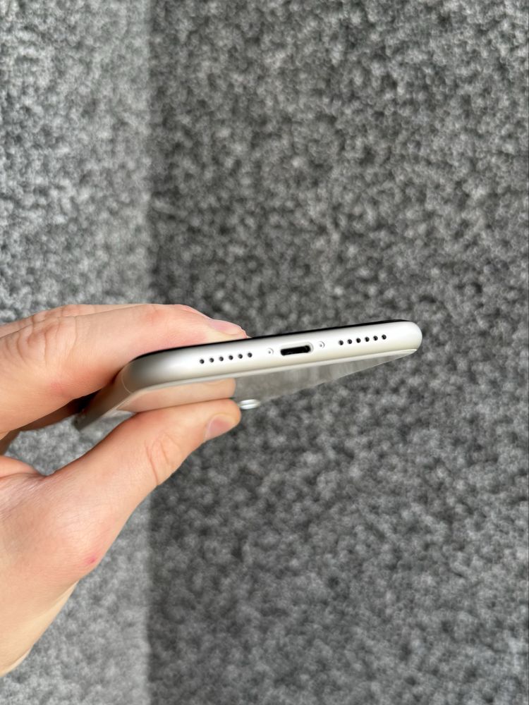 Продам Apple Iphone 11 128GB Neverlock White |АКБ-100%| Гарний стан