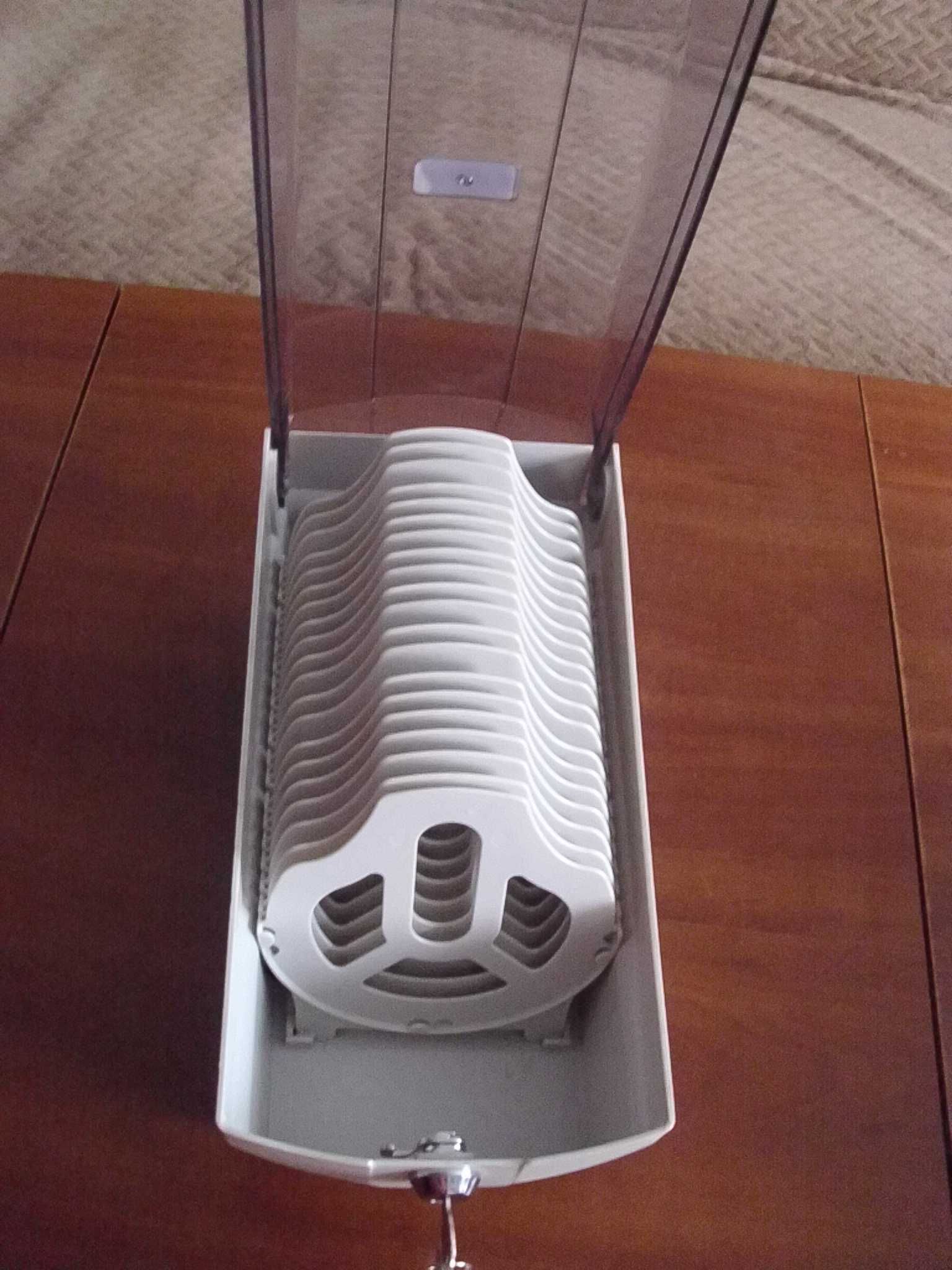 Pojemnik,kasetka,pudełko,etui na płytki CD ( kluczyk) 40 szt.