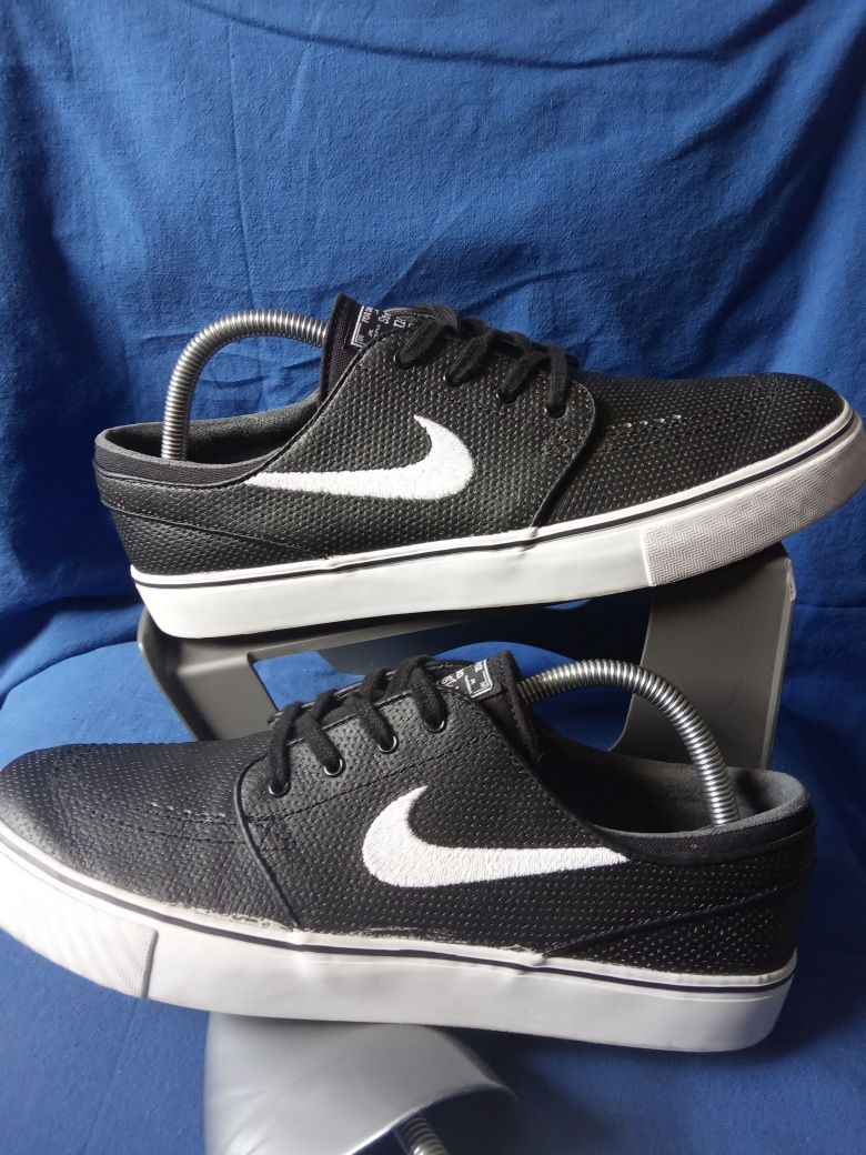 NIKE 42 ZOOM AIR Stefan Janoski