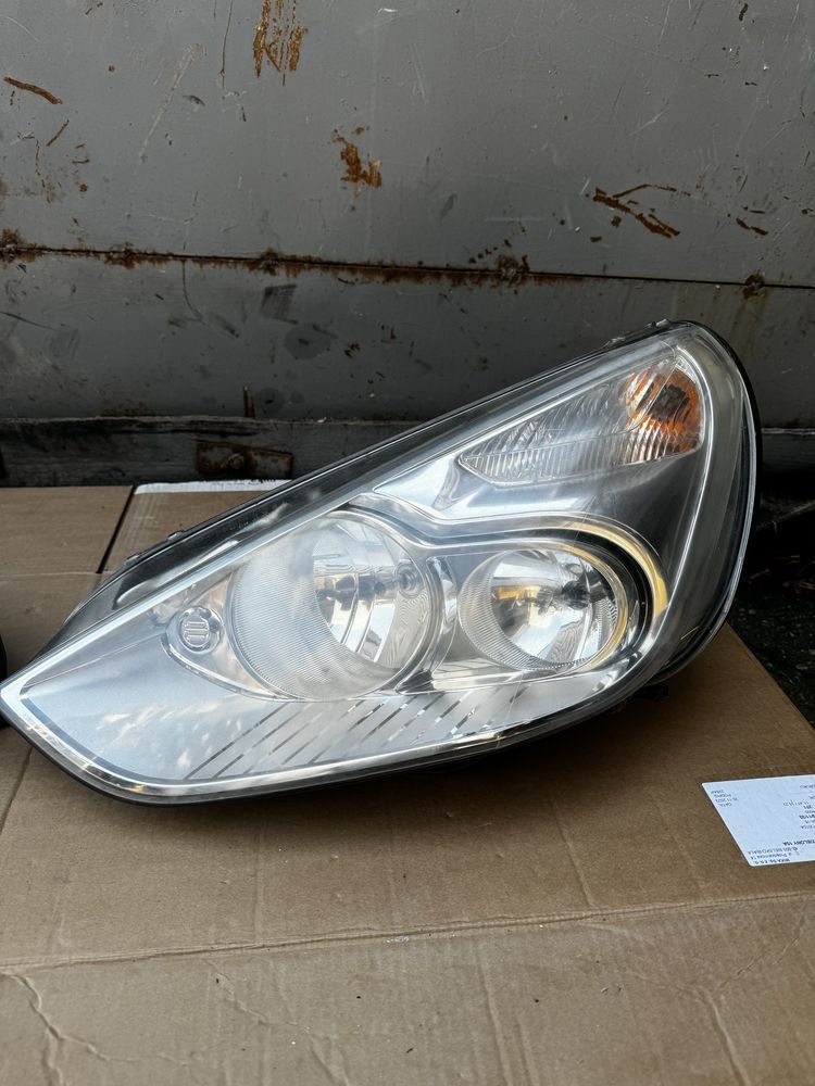 Фара правая Ford Galaxy S-MAX