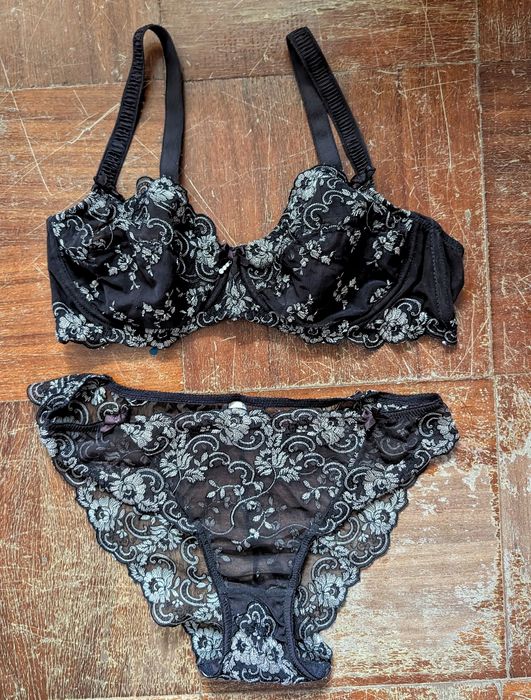 Комплект нижньої білизни мереживний Change 85 D