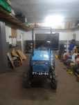 Trator hinomoto 4x4