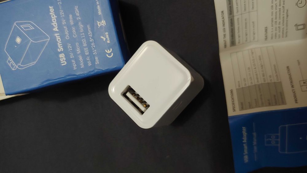 Умная зарядка 5v -12v 2,5A Smart Life управление приложением новая