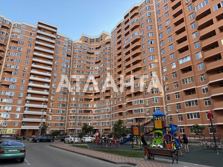 ЖК Риал Парк. 3- ком. квартира 90 м с начатым ремонтом!