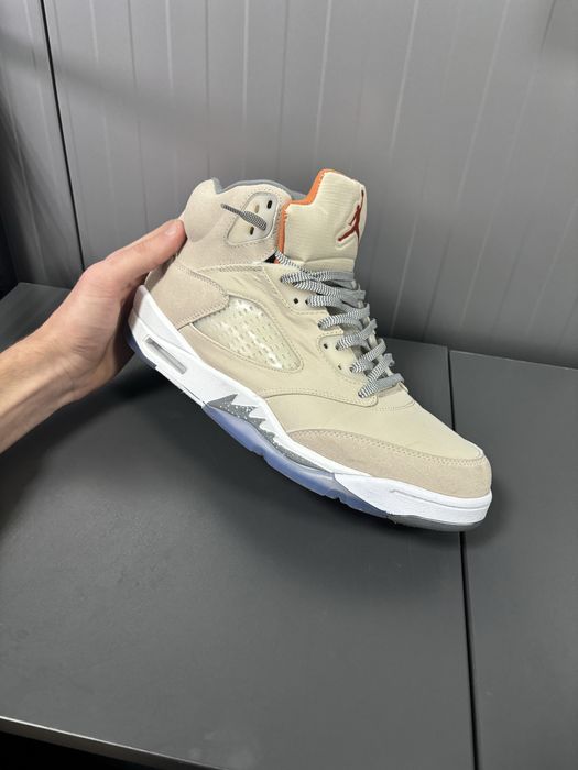 Jordan 5 Retro SE Craft Light Orewood Brown