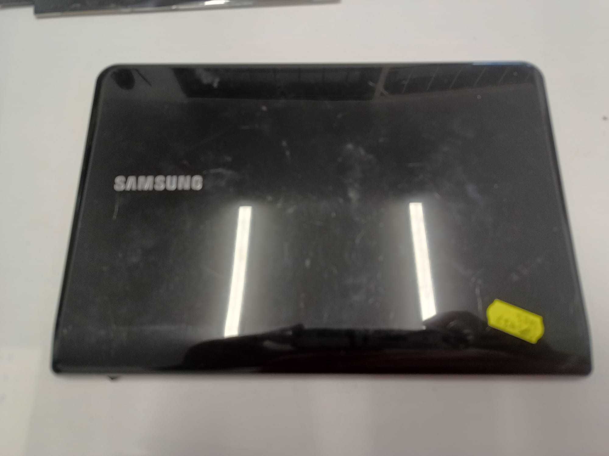 Klapka matrycy do laptopa Samsung NC110.