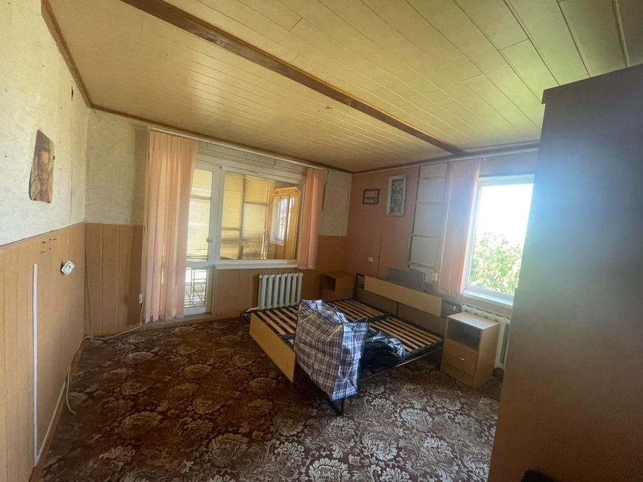 Продаю двухэтажный дом с  садом, баней и бассейном — район ЮТЗ